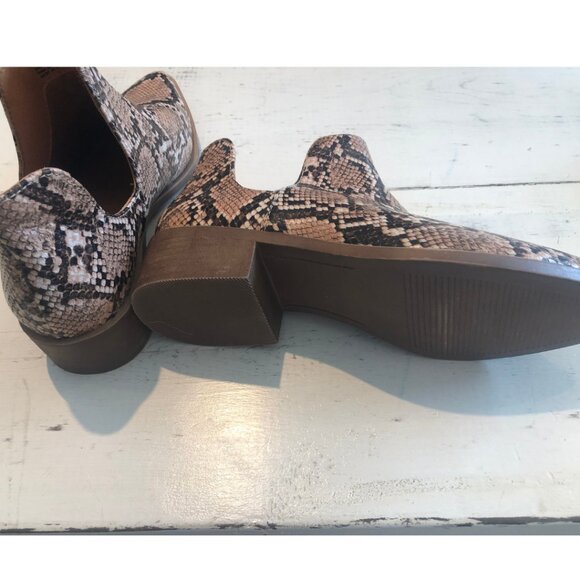 Steve Madden Women's Joella Booties Size 7.5 - Picture 5 of 6